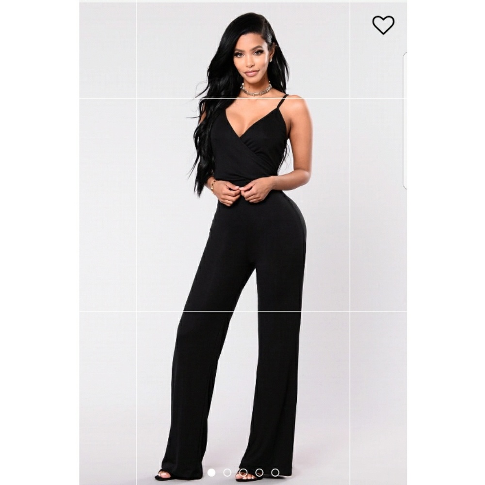 Fashion nova jump suit